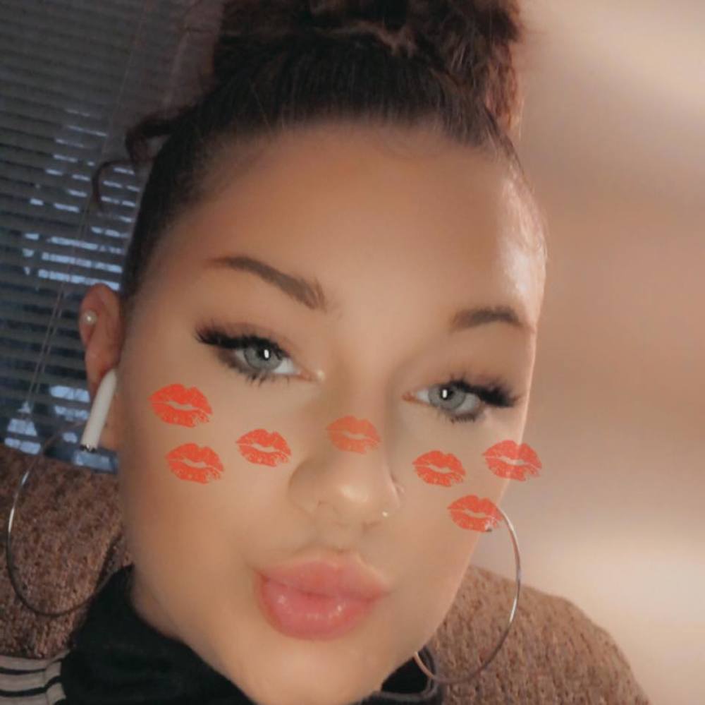 Meet your Posher, Cassie